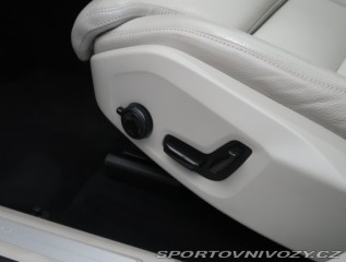 Volvo Ostatní modely XC60 Momentum T6 Recharge 2023