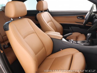 BMW 3 330 i xDrive 2011