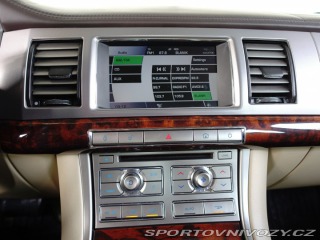 Jaguar XF 3.0 D 2011