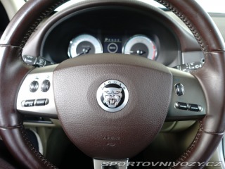 Jaguar XF 3.0 D 2011