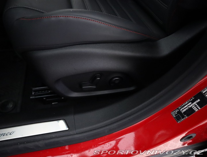Alfa Romeo Tonale 1.3T Ibrida PHEV Q4 2025