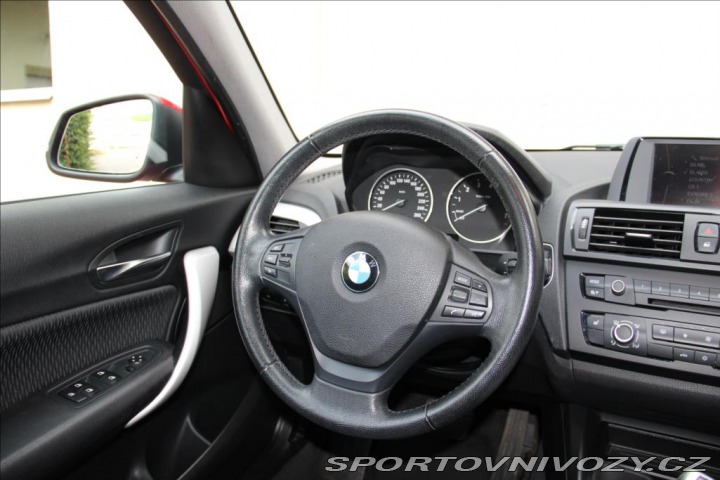 BMW 1 1,6 116i Turbo 136PS  A/T 2011
