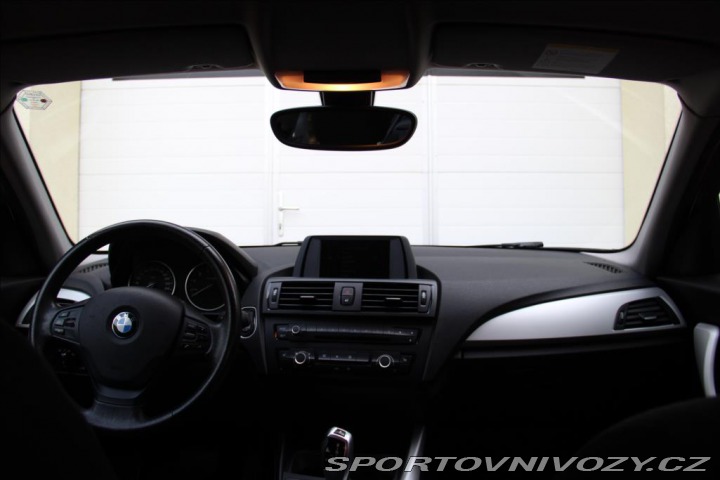 BMW 1 1,6 116i Turbo 136PS  A/T 2011
