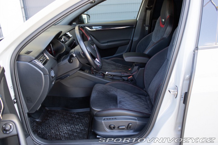 Škoda Octavia RS Combi 2020