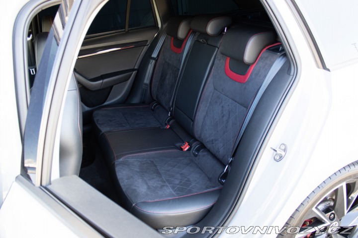 Škoda Octavia RS Combi 2020