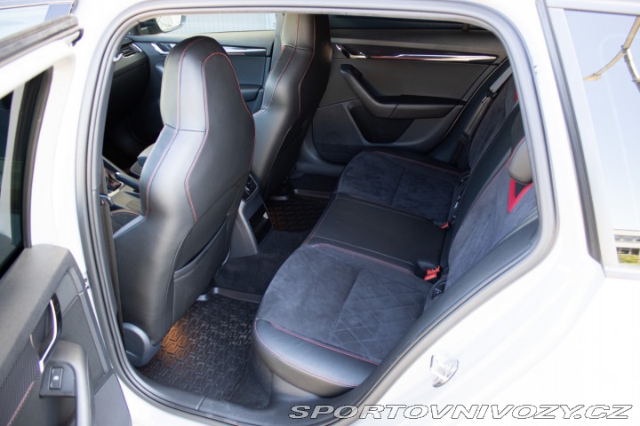 Škoda Octavia RS Combi 2020