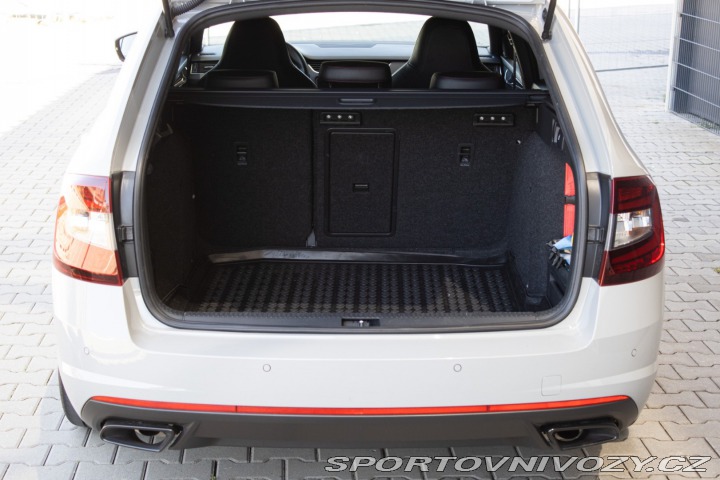 Škoda Octavia RS Combi 2020