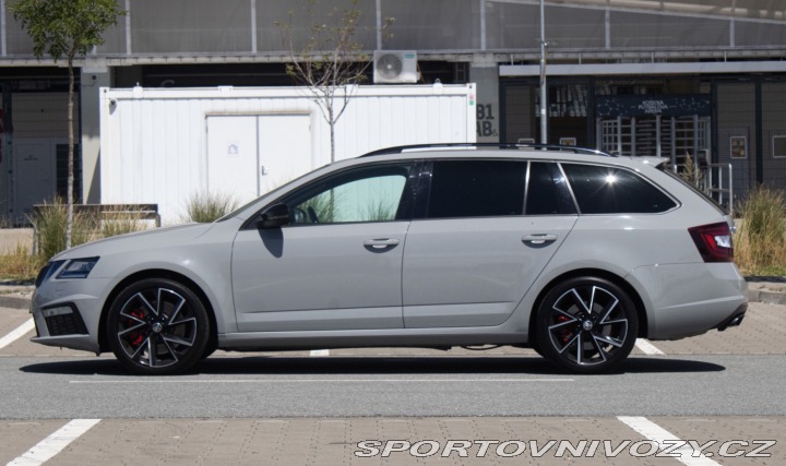 Škoda Octavia RS Combi 2020