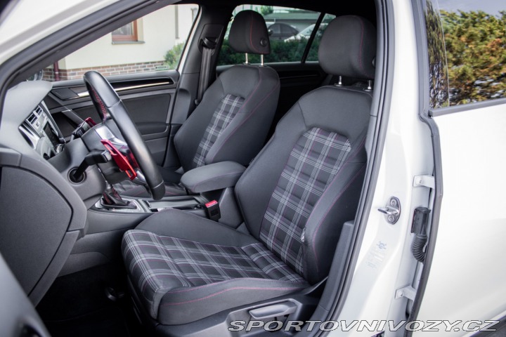 Volkswagen Golf 2.0 TFSI GTI DSG 2013