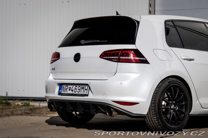Volkswagen Golf 2.0 TFSI GTI DSG 2013