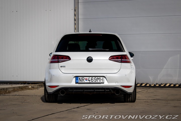 Volkswagen Golf 2.0 TFSI GTI DSG 2013
