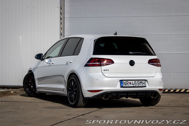 Volkswagen Golf 2.0 TFSI GTI DSG 2013