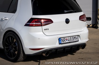 Volkswagen Golf 2.0 TFSI GTI DSG 2013