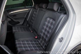 Volkswagen Golf 2.0 TFSI GTI DSG 2013