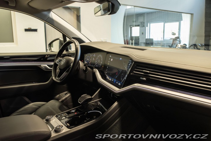 Volkswagen Ostatní modely Touareg 3.0 TDI 210 kW Elegance v 2021