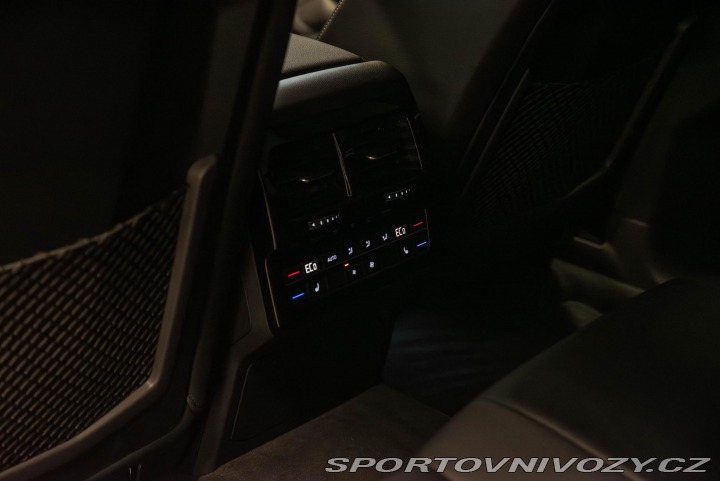 Volkswagen Ostatní modely Touareg 3.0 TDI 210 kW Elegance v 2021