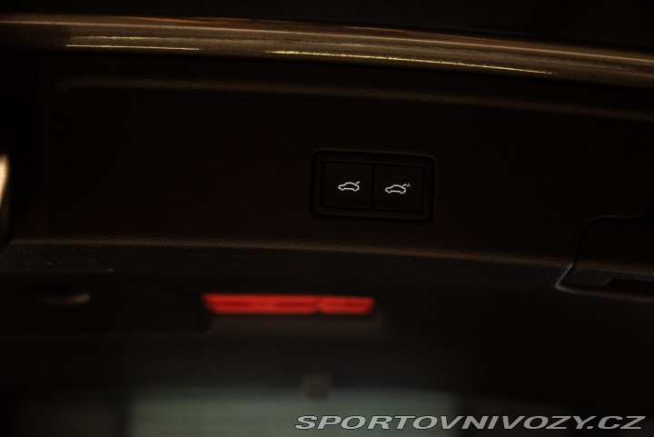 Volkswagen Ostatní modely Touareg 3.0 TDI 210 kW Elegance v 2021