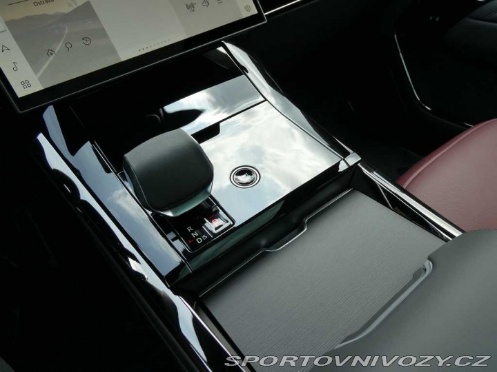 Ostatní značky Ostatní modely Land Rover Range Rover Sport Dynamic SE P460e 2025