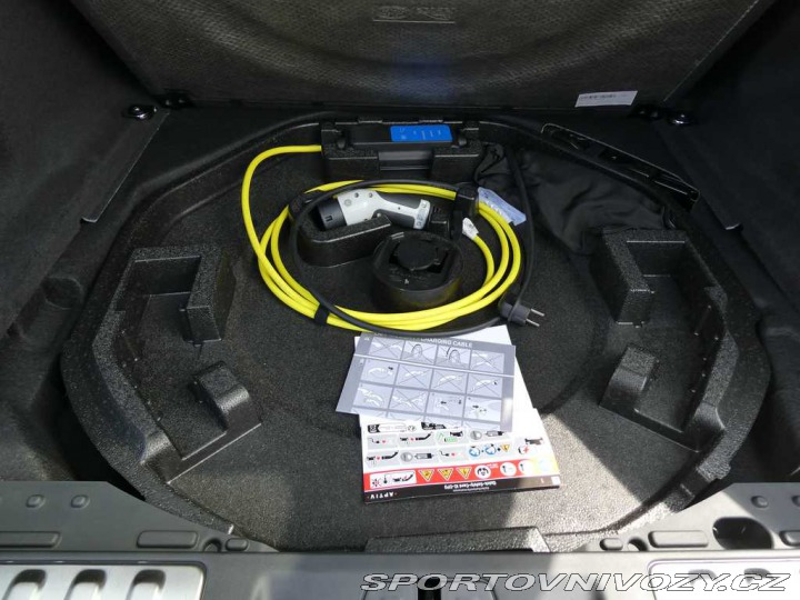 Ostatní značky Ostatní modely Land Rover Range Rover Sport Dynamic SE P460e 2025