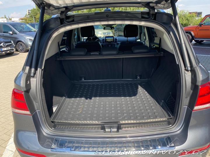 Mercedes-Benz Ostatní modely GLE 500 4Matic 2017