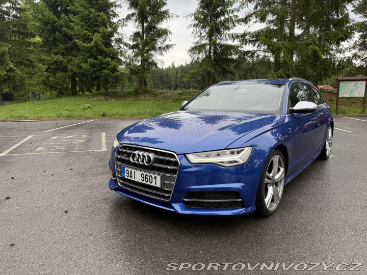 Audi S6  2015