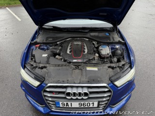 Audi S6  2015
