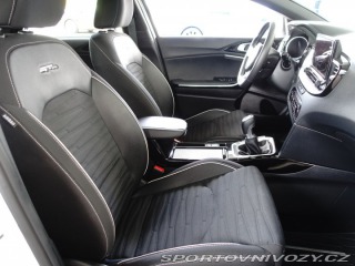 Kia ProCeed GT-Line 1.5 T-GDI MHEV 2024