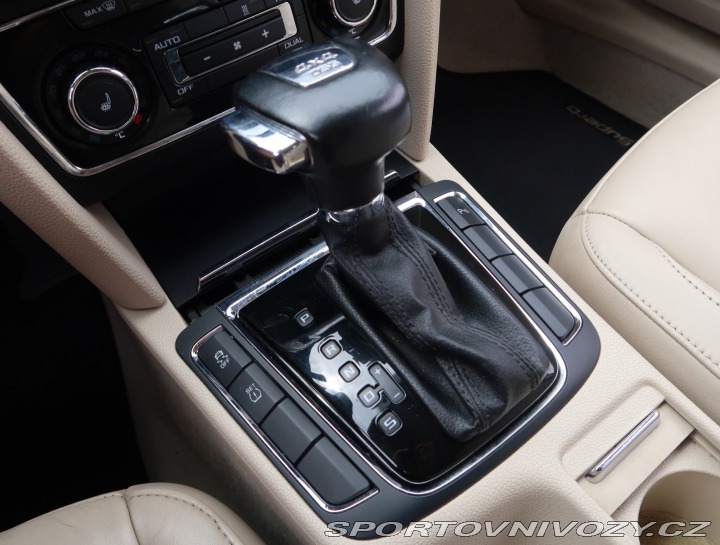 Škoda Superb Elegance 3.6 FSI V6 2011