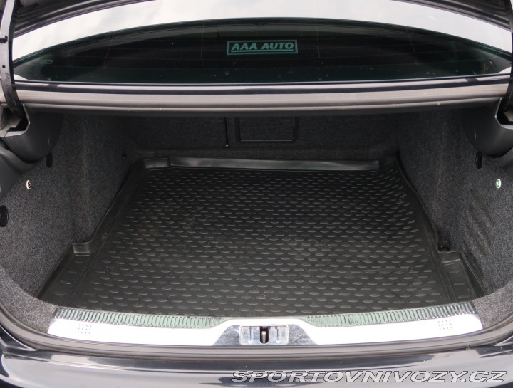 Škoda Superb Elegance 3.6 FSI V6 2011