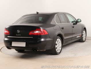 Škoda Superb Elegance 3.6 FSI V6 2011