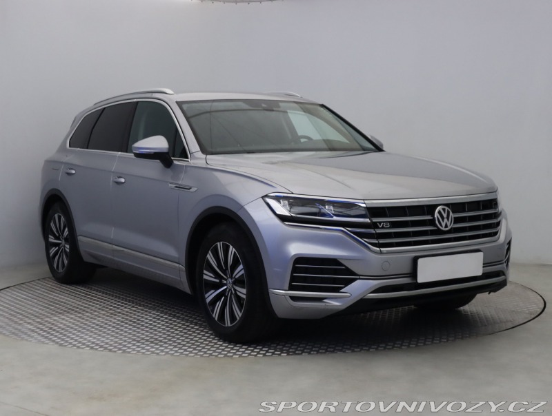 Volkswagen Ostatní modely Touareg Elegance 3.0 TDI