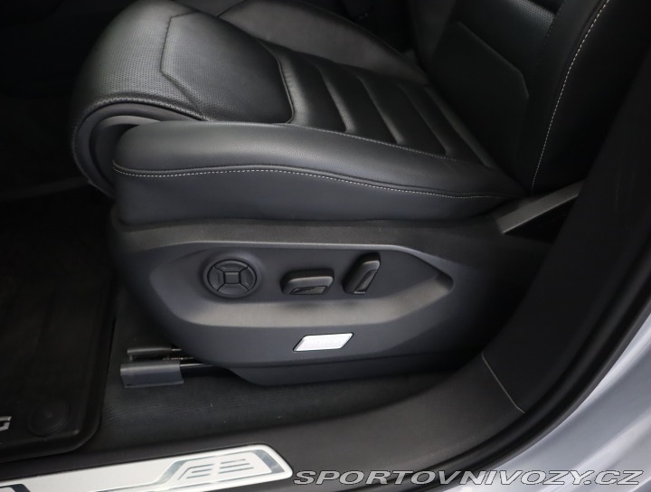 Volkswagen Ostatní modely Touareg Elegance 3.0 TDI 2019