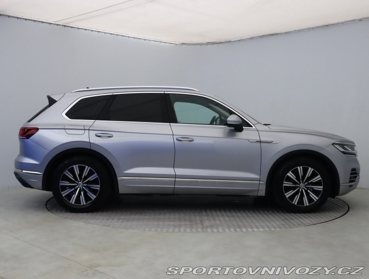 Volkswagen Ostatní modely Touareg Elegance 3.0 TDI 2019