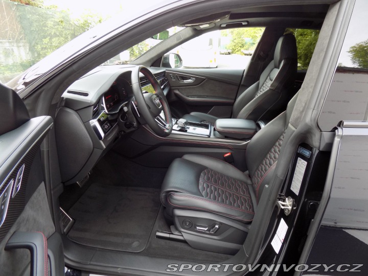 Audi RS Q8 4.0TFSi/Matrix/PANO/1.Maj 2021