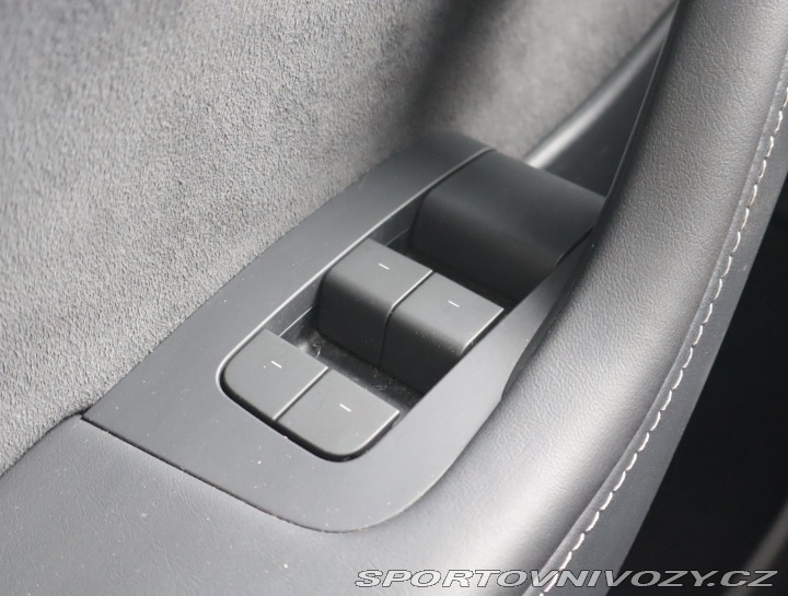 Tesla Model Y Long Range AWD 79kWh 2022