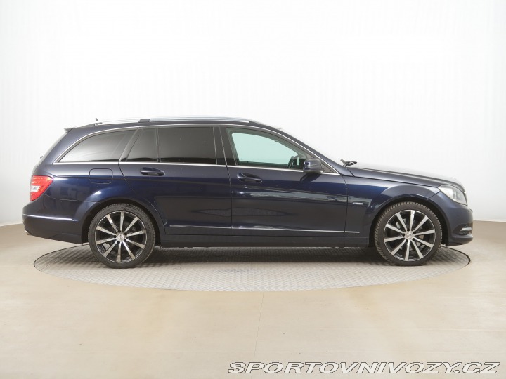 Mercedes-Benz C C 300 CDI 4MATIC 2012