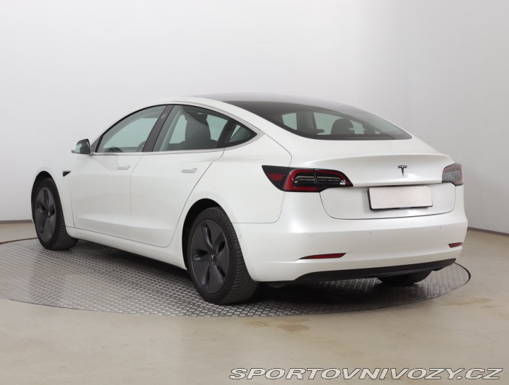 Tesla Model 3 Std Range Plus 52kWh 2020
