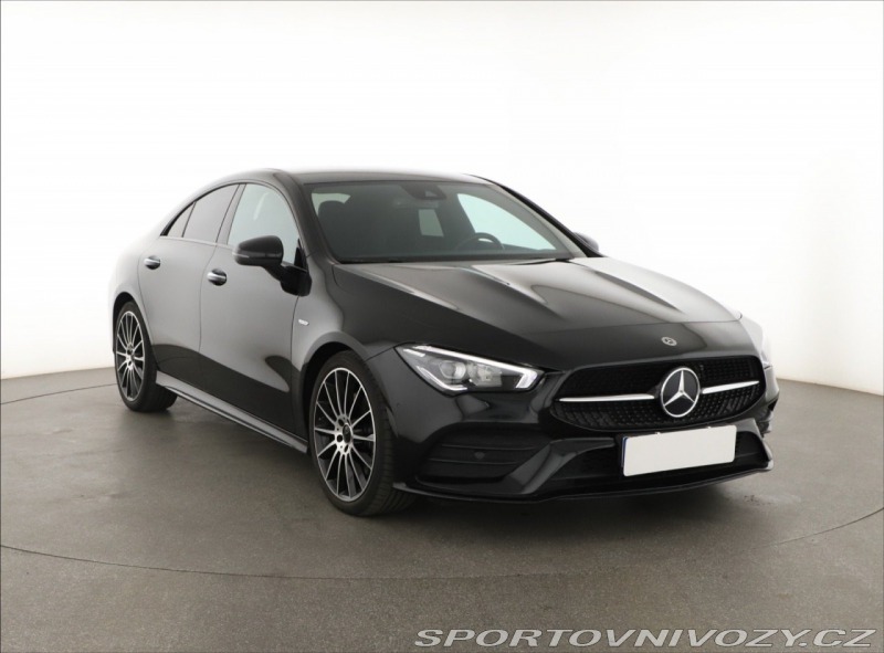 Mercedes-Benz CLA AMG Paket 200 d