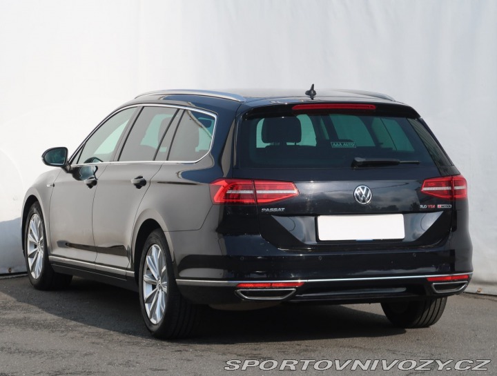 Volkswagen Ostatní modely Passat Highline 2.0 BiTDI 2016