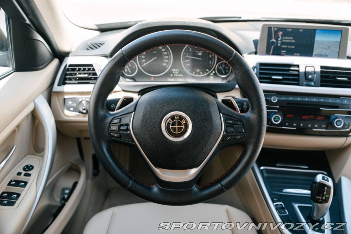 BMW 3 328i A/T 2013