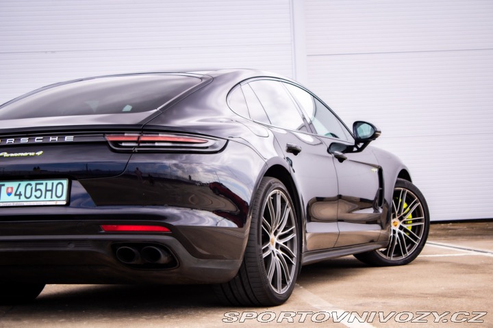 Porsche Panamera 4 E-Hybrid 4x4 A/T 2018