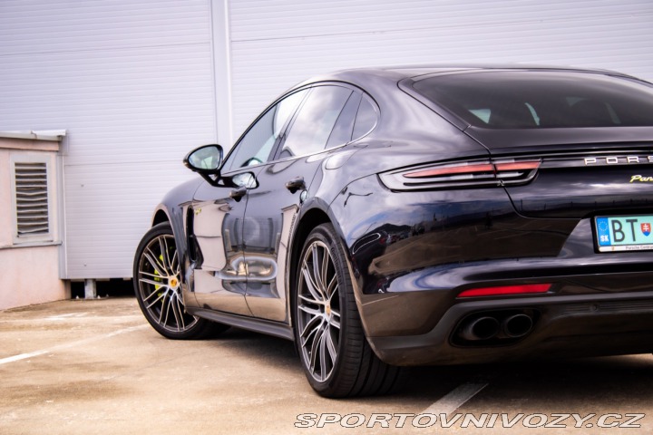 Porsche Panamera 4 E-Hybrid 4x4 A/T 2018