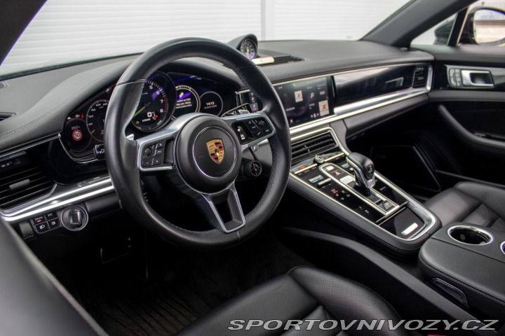 Porsche Panamera 4 E-Hybrid 4x4 A/T 2018