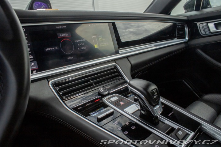 Porsche Panamera 4 E-Hybrid 4x4 A/T 2018