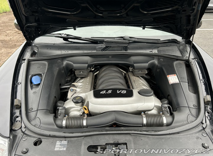 Porsche Cayenne 4.5 V8 2006