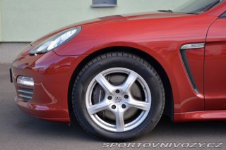 Porsche Panamera 4 2010