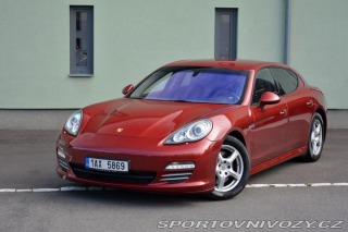 Porsche Panamera 4 2010