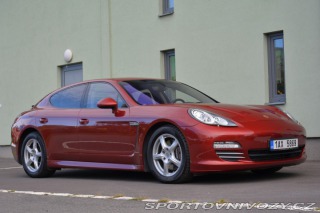 Porsche Panamera 4 2010
