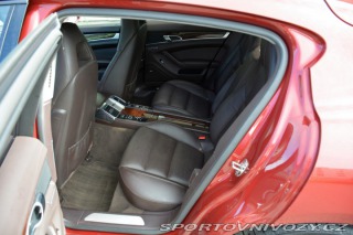 Porsche Panamera 4 2010