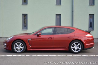 Porsche Panamera 4 2010